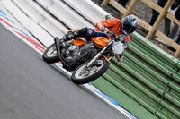 Vintage-motorcycle-club;eventdigitalimages;mallory-park;mallory-park-trackday-photographs;no-limits-trackdays;peter-wileman-photography;trackday-digital-images;trackday-photos;vmcc-festival-1000-bikes-photographs